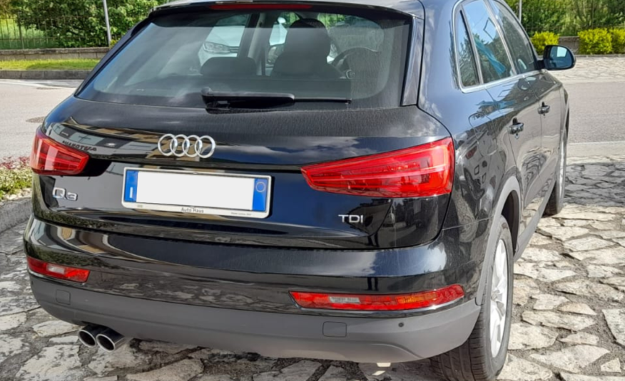 Audi Q3 2.0 tdi 120Cv S-tronic