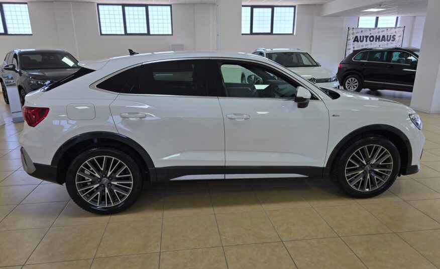 Audi Q3 Sportback 2.0 35Tdi 150Cv S-Tronic S-Line