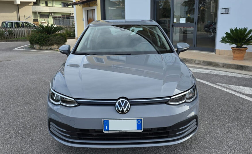 VW Golf 1.0 eTSI Evo DSG Life 110 Cv