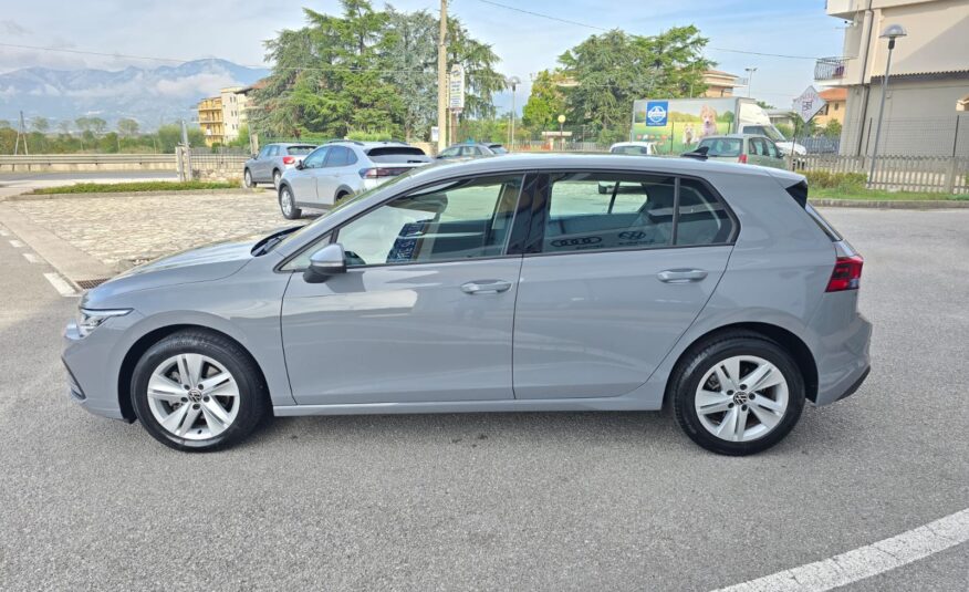 VW Golf 1.0 eTSI Evo DSG Life 110 Cv