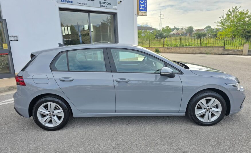 VW Golf 1.0 eTSI Evo DSG Life 110 Cv