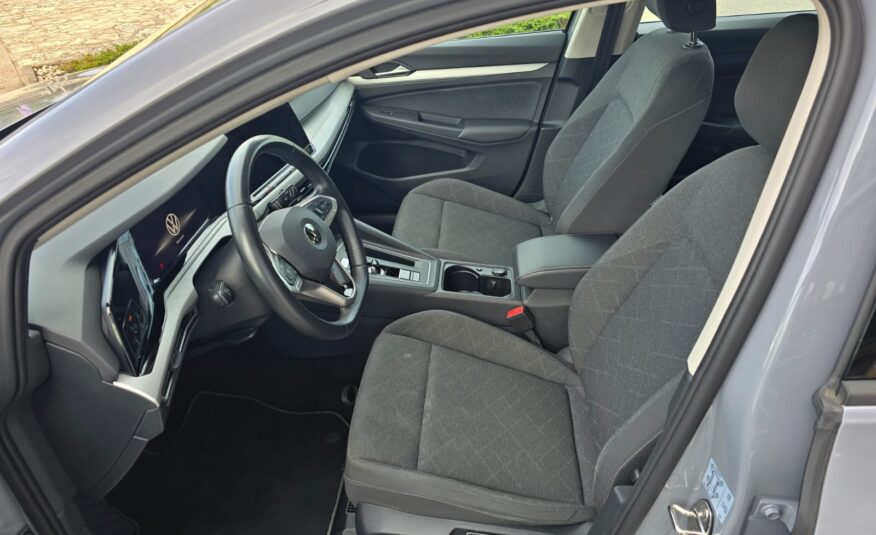 VW Golf 1.0 eTSI Evo DSG Life 110 Cv