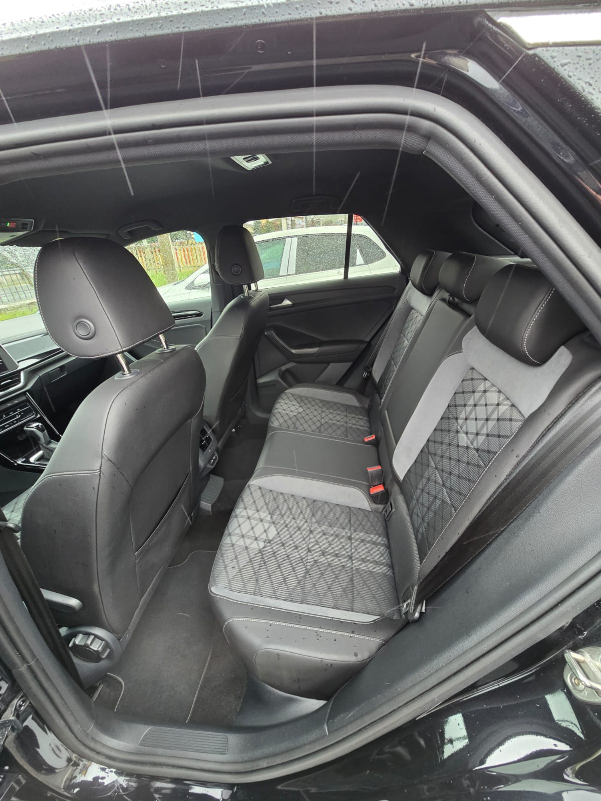 Volkswagen T-Roc 2.0 TDI 150 Cv DSG R-Line