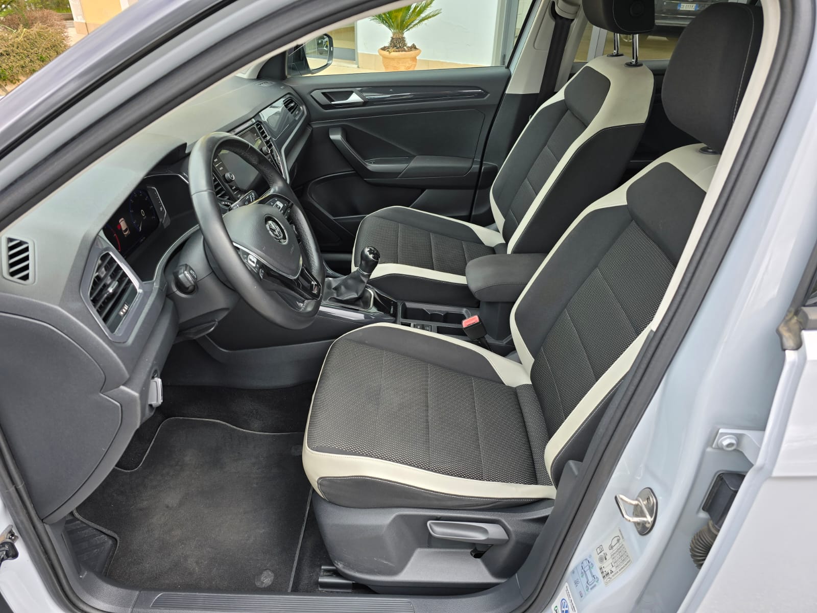 Volkswagen T-Roc 1.6 Tdi 115 Cv Advanced