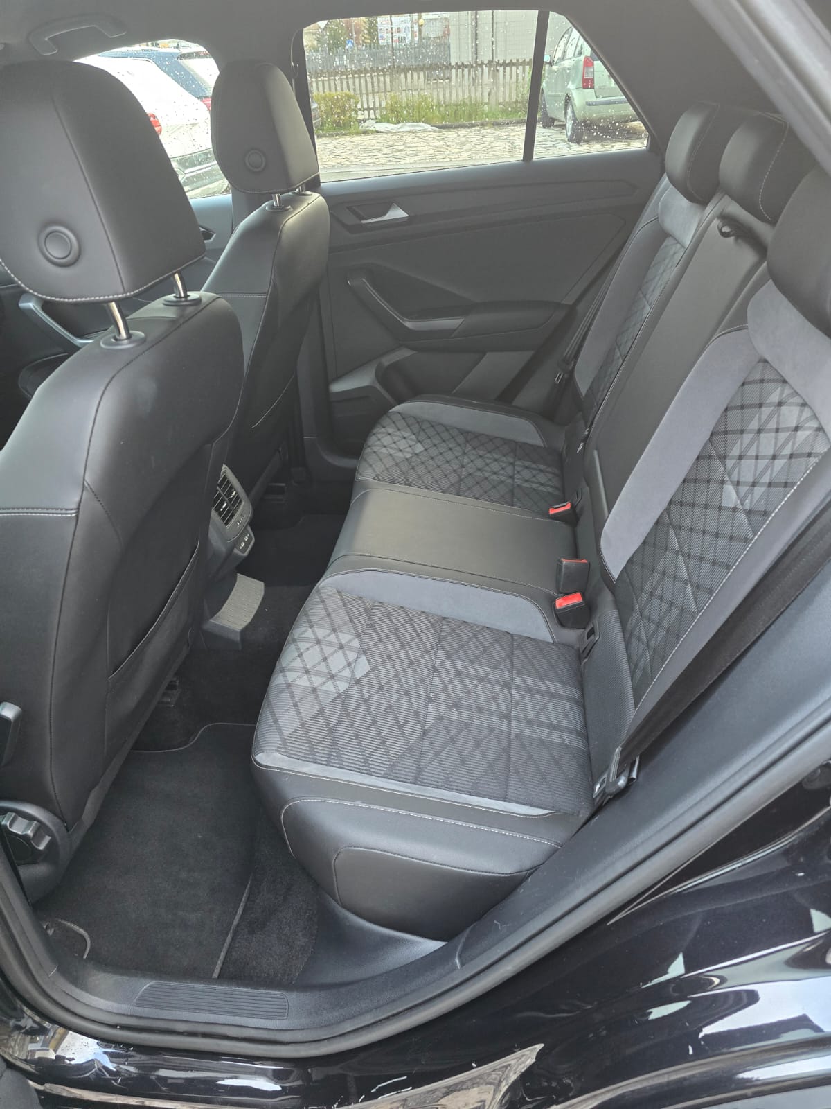 Volkswagen T-Roc 1.5 TSI 150 Cv DSG R-Line