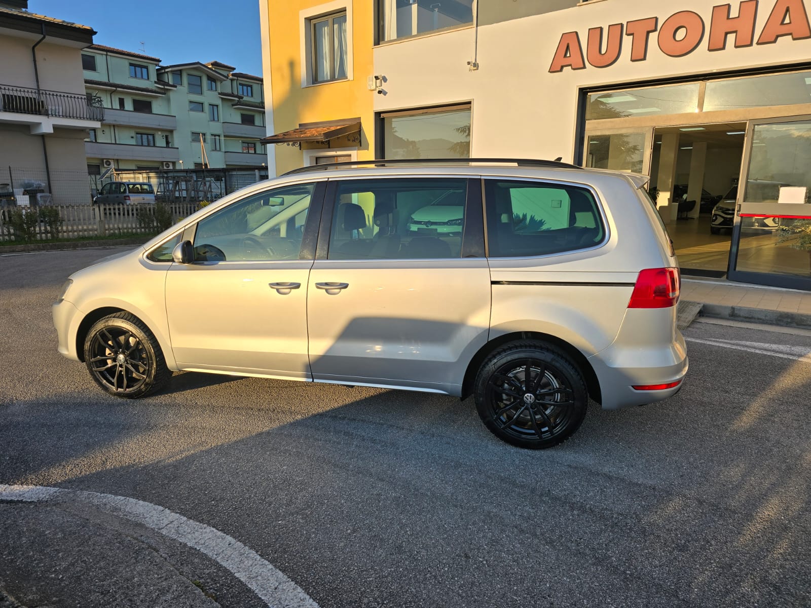 Volkswagen Sharan 2.0 TDI 140 CV Business