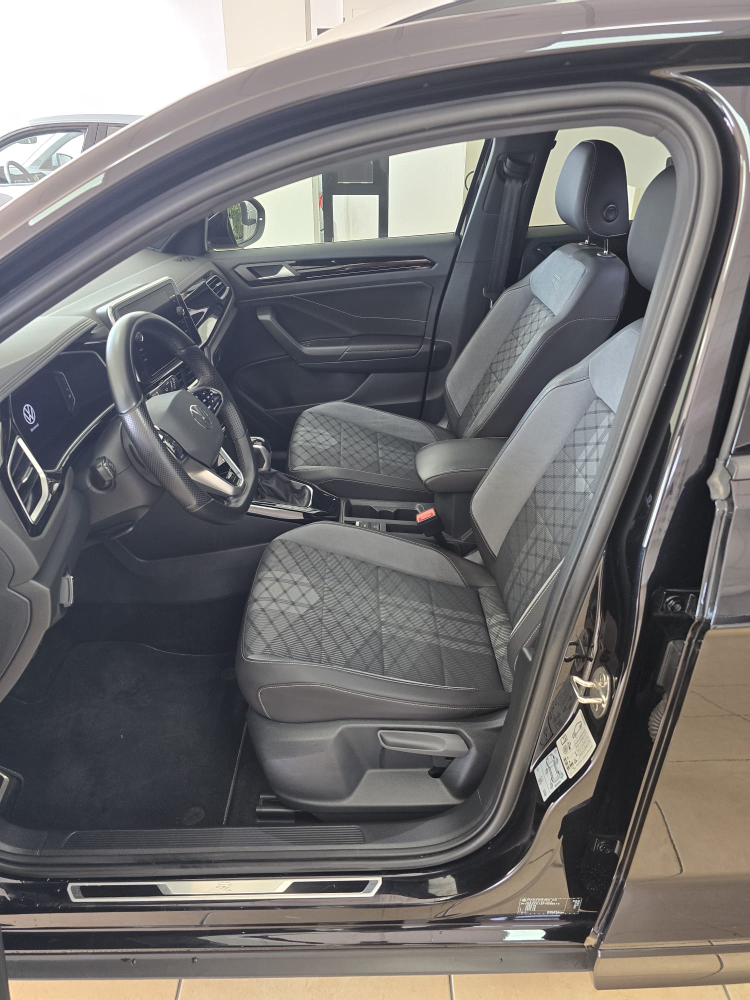Volkswagen T-Roc 1.5 TSI DSG 150 CV R-Line
