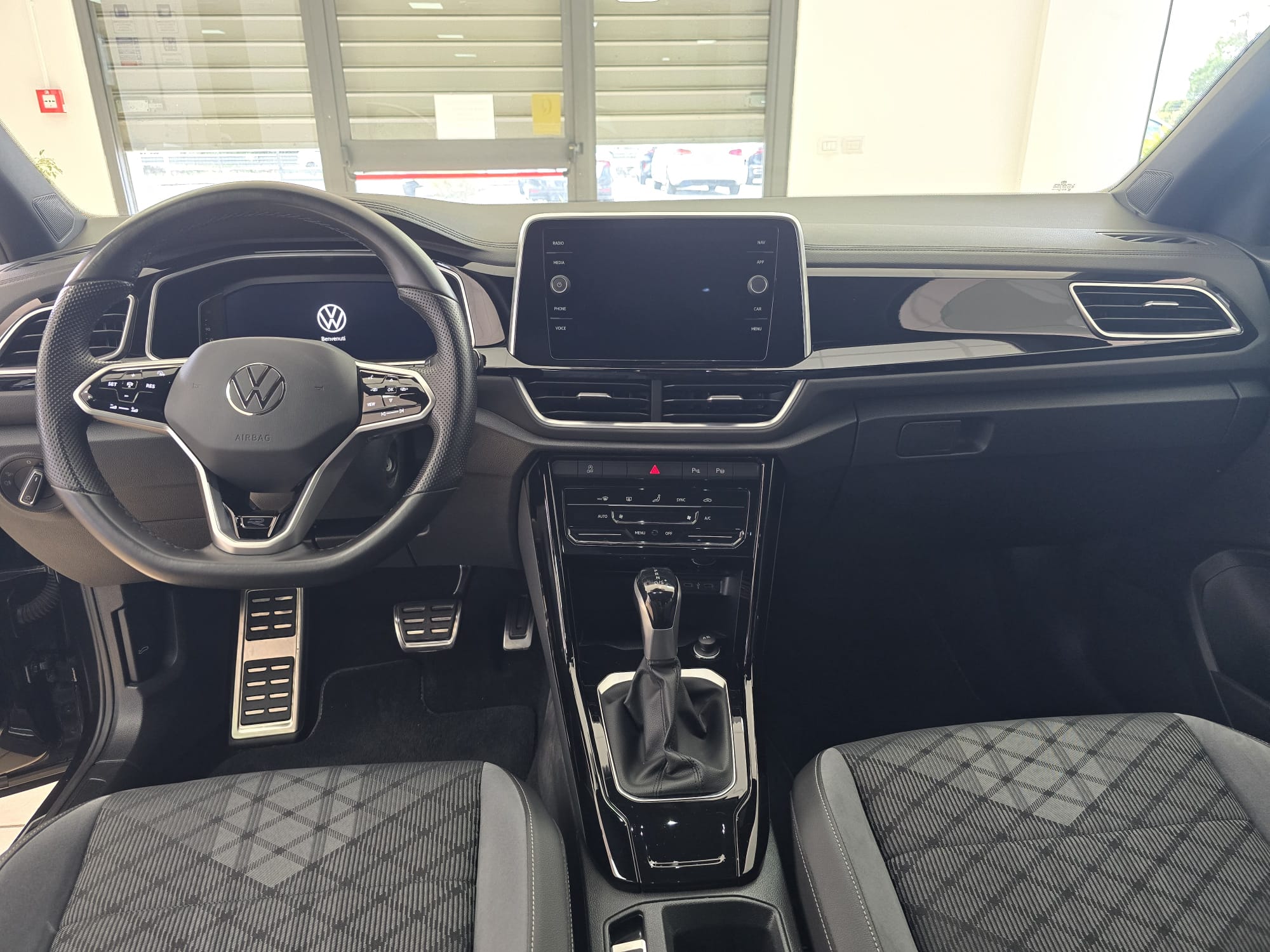 Volkswagen T-Roc 1.5 TSI DSG 150 CV R-Line